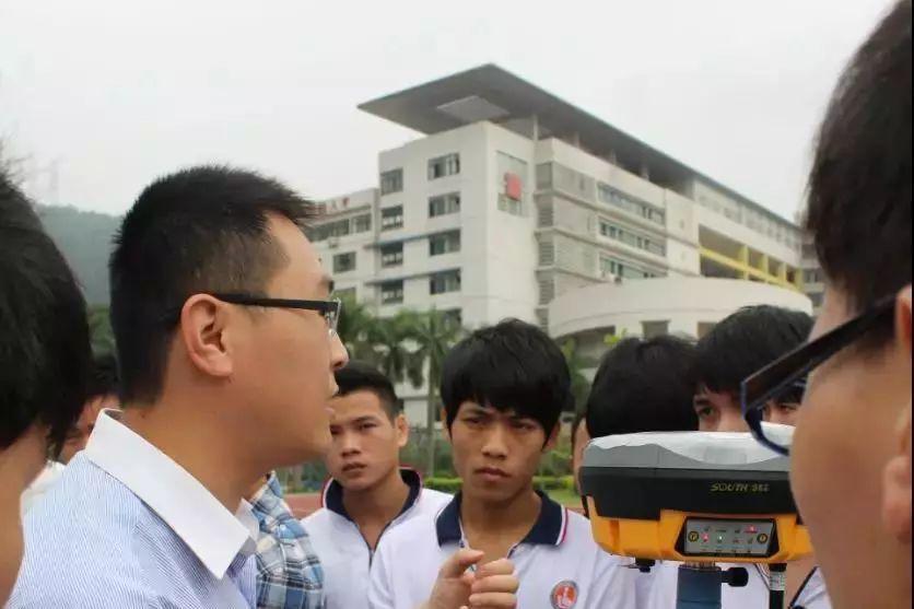 省城建招生 | 學校上空驚現(xiàn)不明飛行器，測量專業(yè)宣布對此事負責……