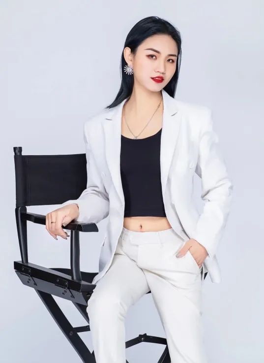 楊杰美妝學(xué)院2022年招生簡章（招生對(duì)象及收費(fèi)標(biāo)準(zhǔn)）-廣東技校排名網(wǎng)