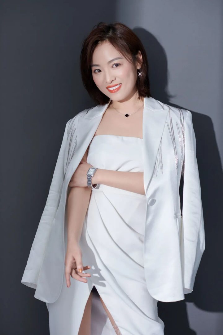 楊杰美妝學(xué)院2022年招生簡章（招生對(duì)象及收費(fèi)標(biāo)準(zhǔn)）-廣東技校排名網(wǎng)